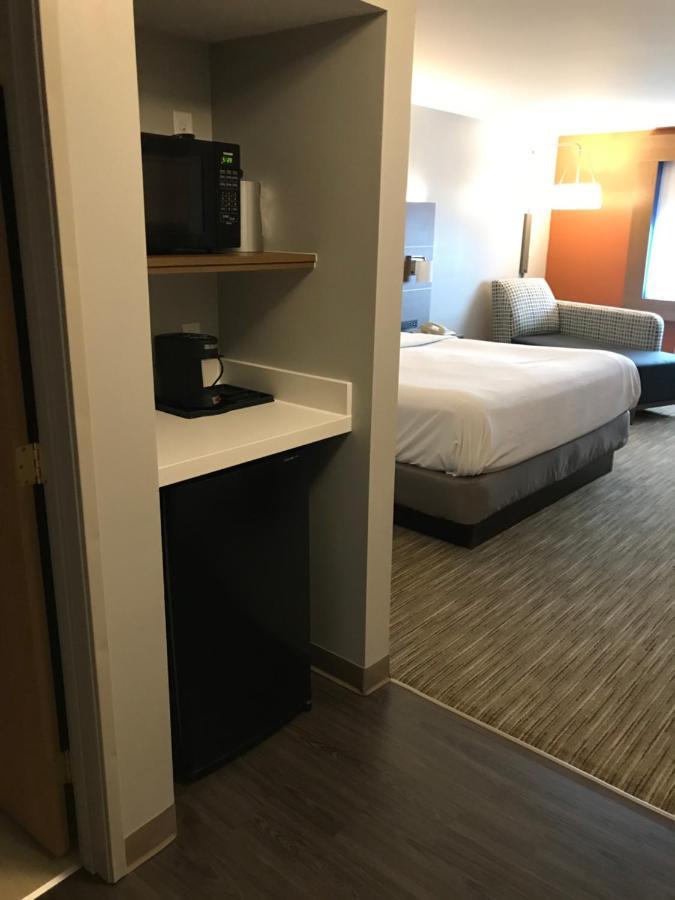 Holiday Inn Express - Toledo West - Napoleon By Ihg Exterior foto