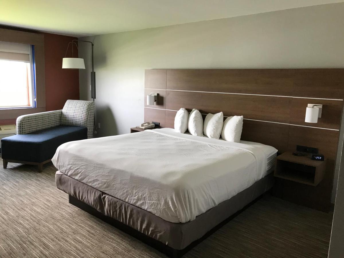 Holiday Inn Express - Toledo West - Napoleon By Ihg Exterior foto