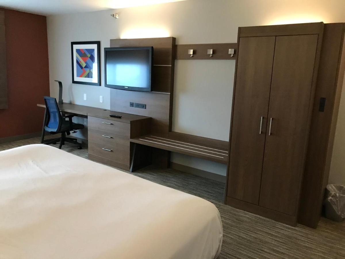Holiday Inn Express - Toledo West - Napoleon By Ihg Exterior foto