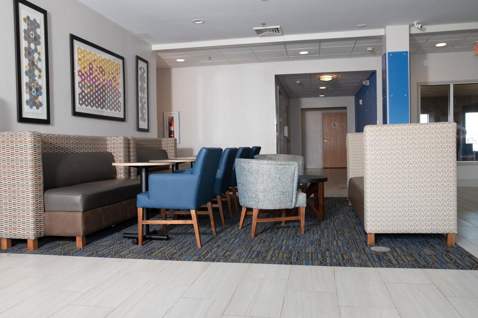 Holiday Inn Express - Toledo West - Napoleon By Ihg Exterior foto
