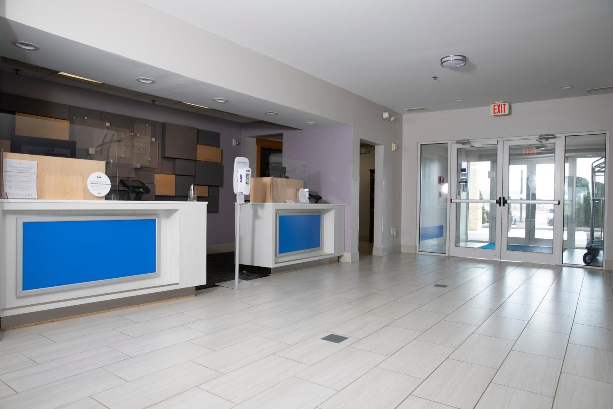 Holiday Inn Express - Toledo West - Napoleon By Ihg Exterior foto