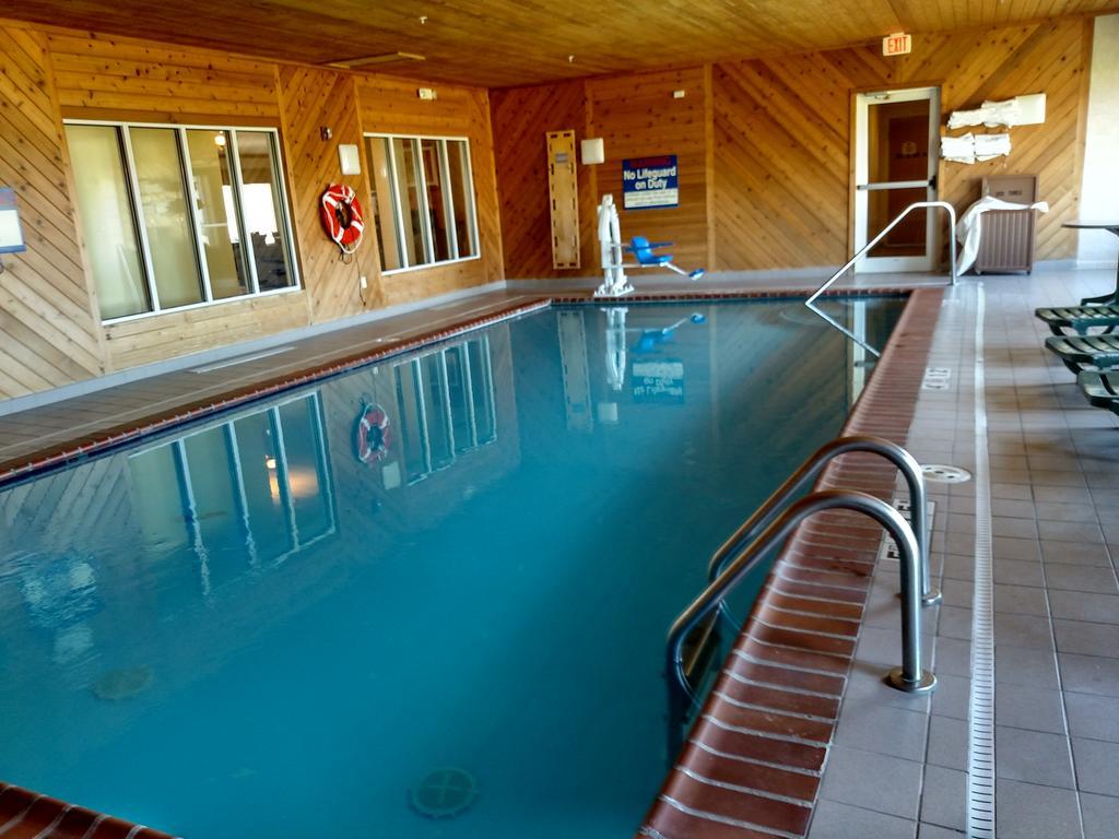 Holiday Inn Express - Toledo West - Napoleon By Ihg Exterior foto