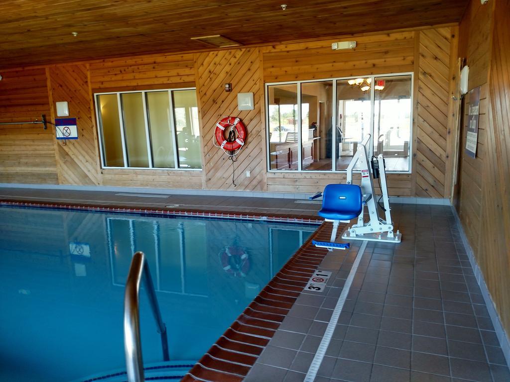 Holiday Inn Express - Toledo West - Napoleon By Ihg Exterior foto