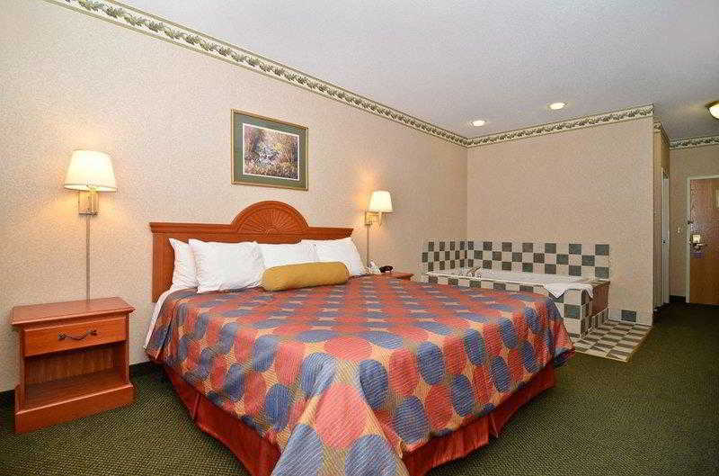 Holiday Inn Express - Toledo West - Napoleon By Ihg Exterior foto